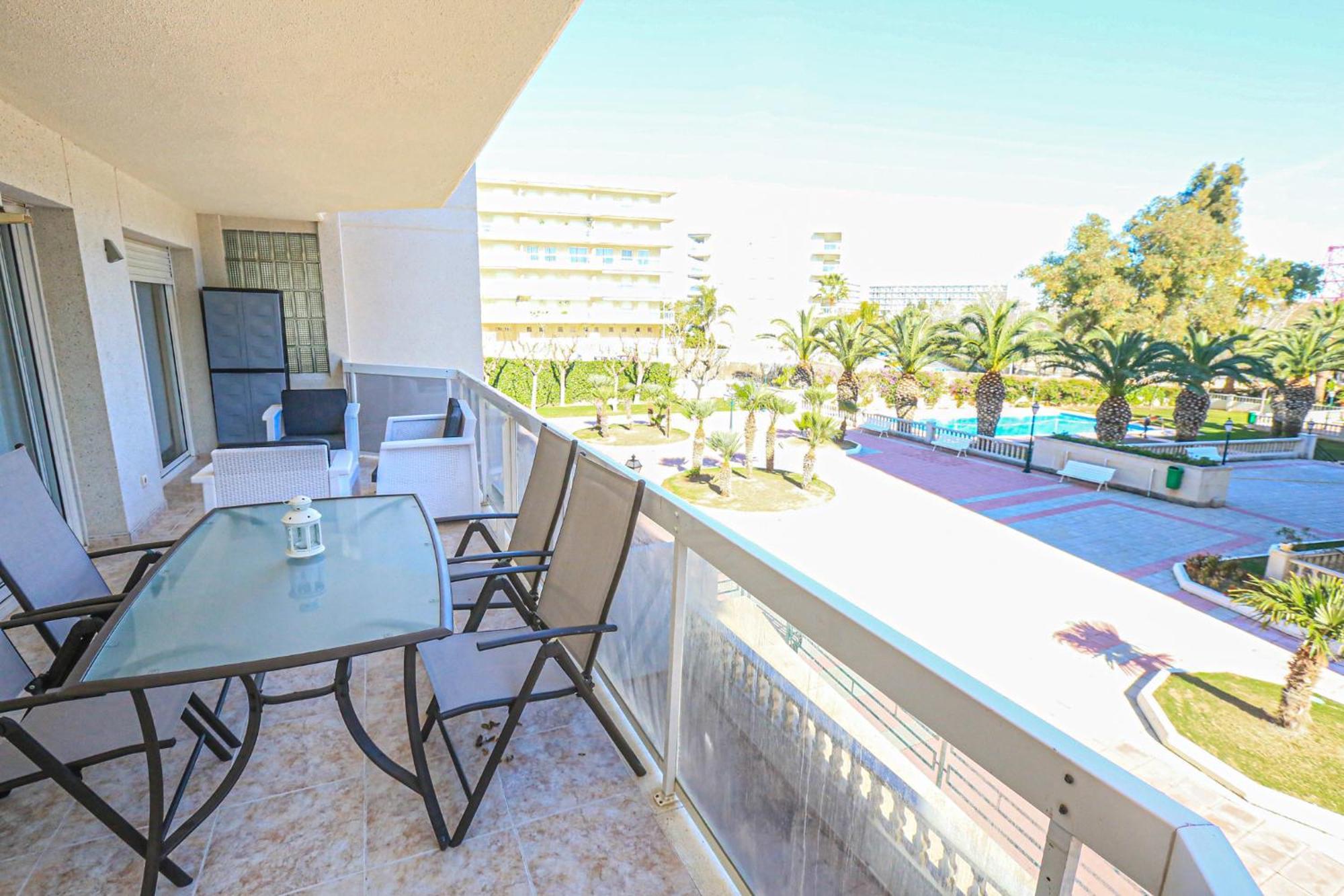 Litoral Costa Dorada - Living Park Only Families ซาลอว์ ภายนอก รูปภาพ